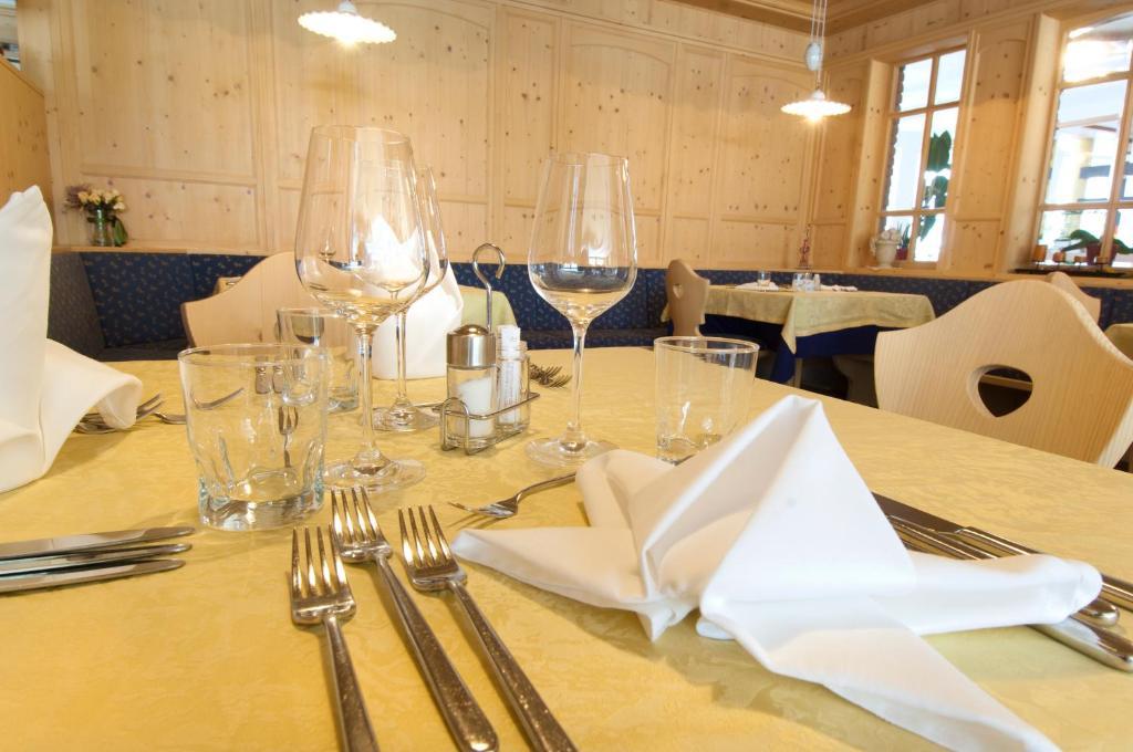 Hotel Kronplatz Olang Екстер'єр фото