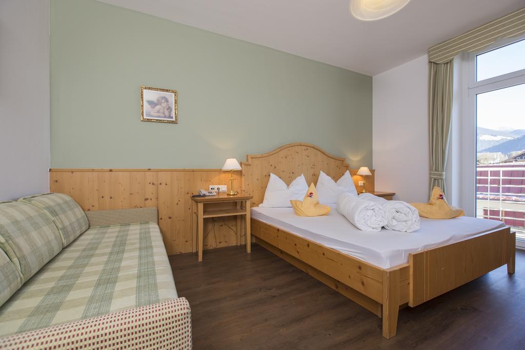 Hotel Kronplatz Olang Екстер'єр фото