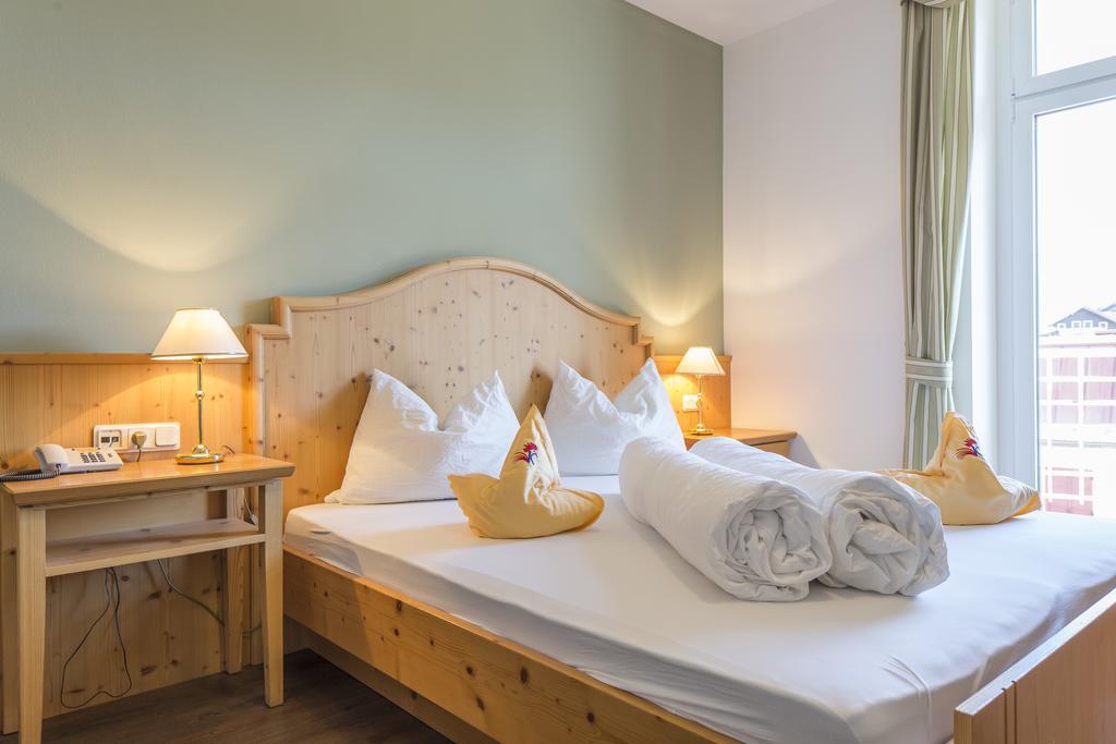 Hotel Kronplatz Olang Екстер'єр фото
