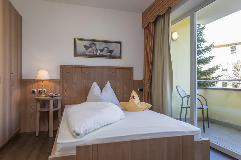 Hotel Kronplatz Olang Екстер'єр фото